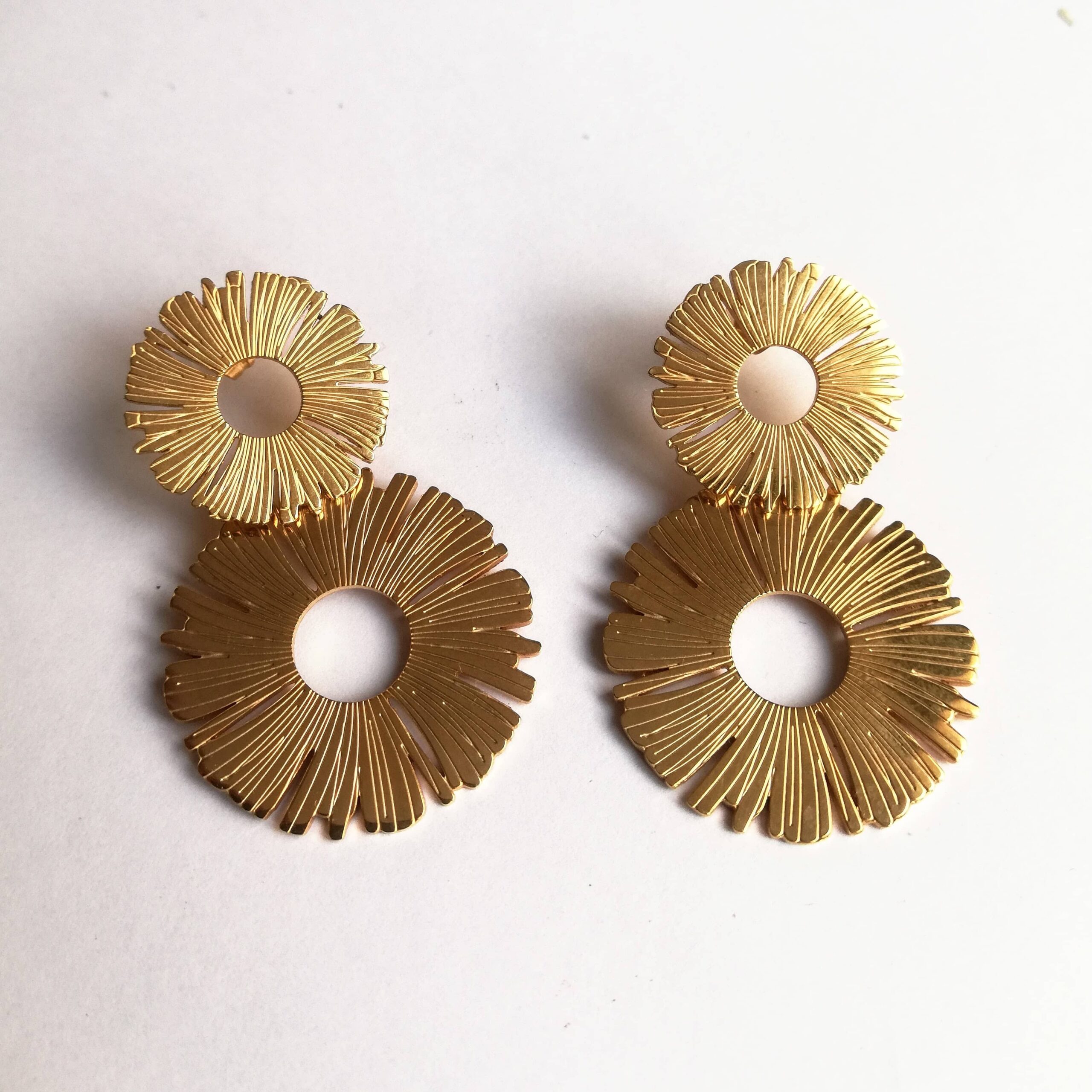 boucles oreilles fleur or