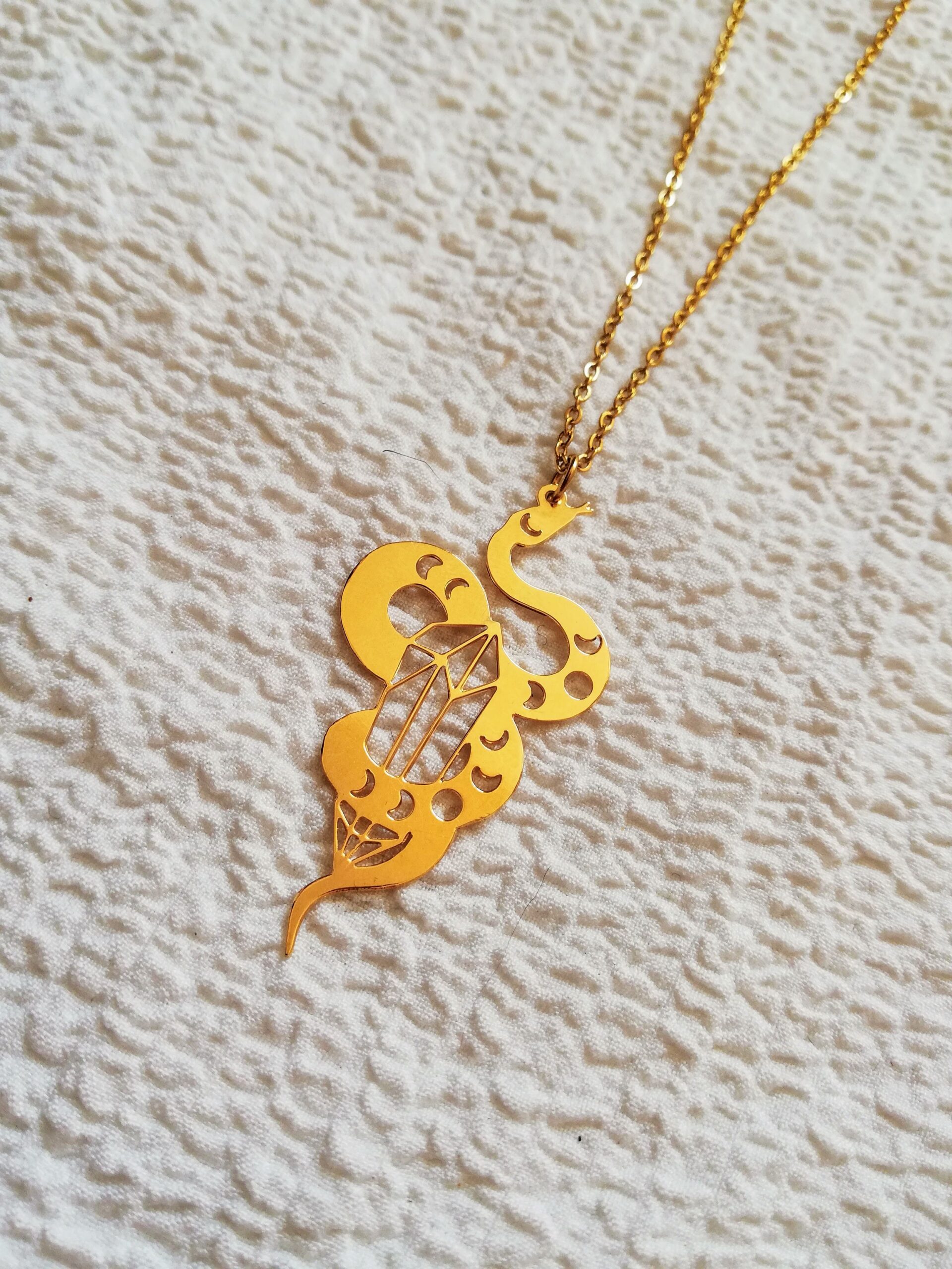 Collier à moins de 10 euros- serpent strass Cadeaux Bijoux
