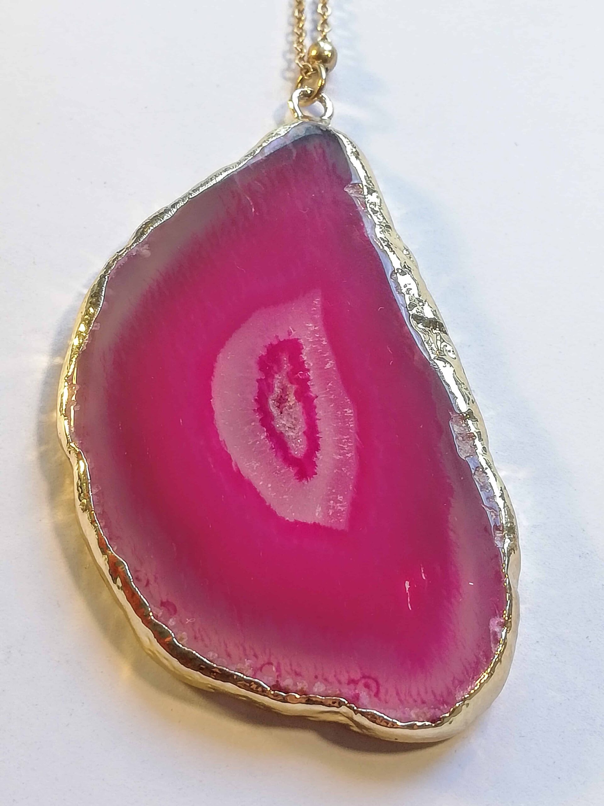 Collier Sautoir Vintage En Agate Rose Fushia Et Pierres Anciennes – Bijou Ancien Authentique