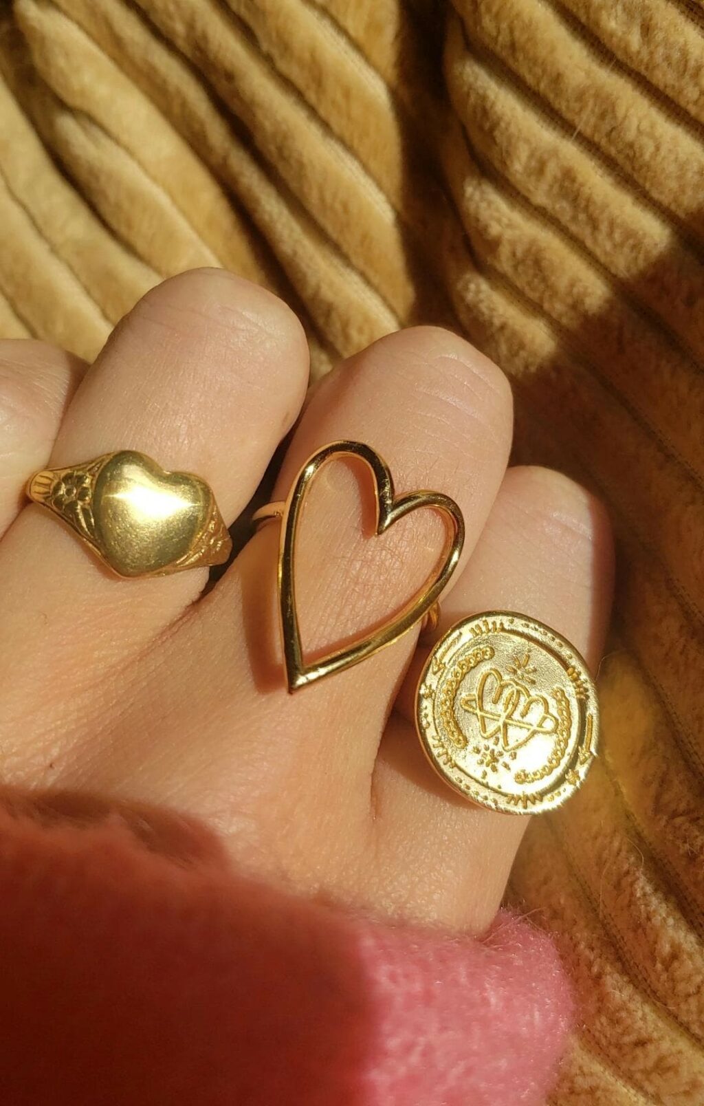 bague coeur et bague en forme de coeur