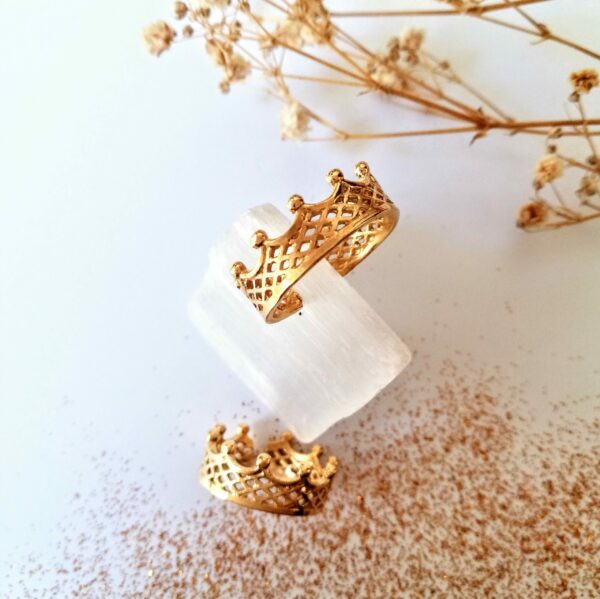 bague de reine couronne or femme