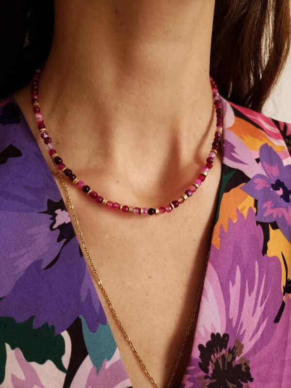 Collier Mi-long En Agates Naturelles Multicolores Sur Chaîne Dorée - Année 2015 - Occasion