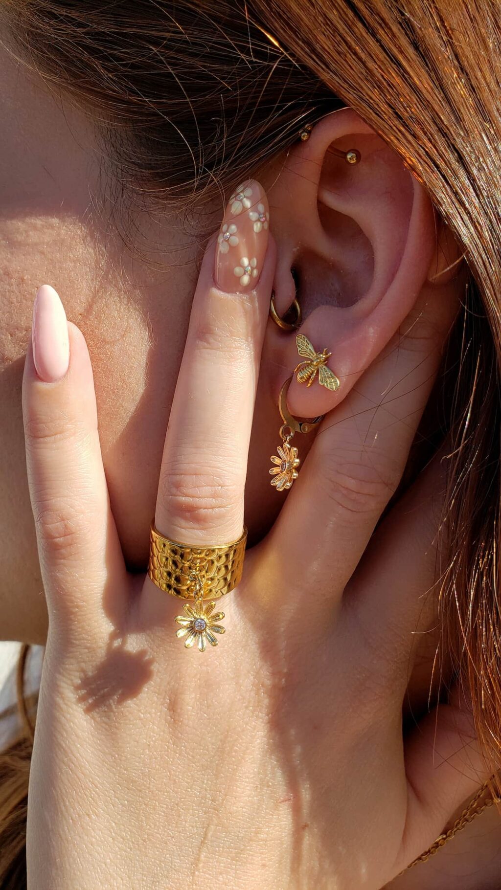 bague pâquerette femme et boucles d'oreilles