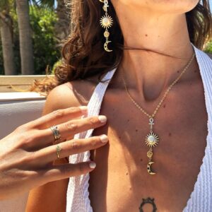 collier isis (1)