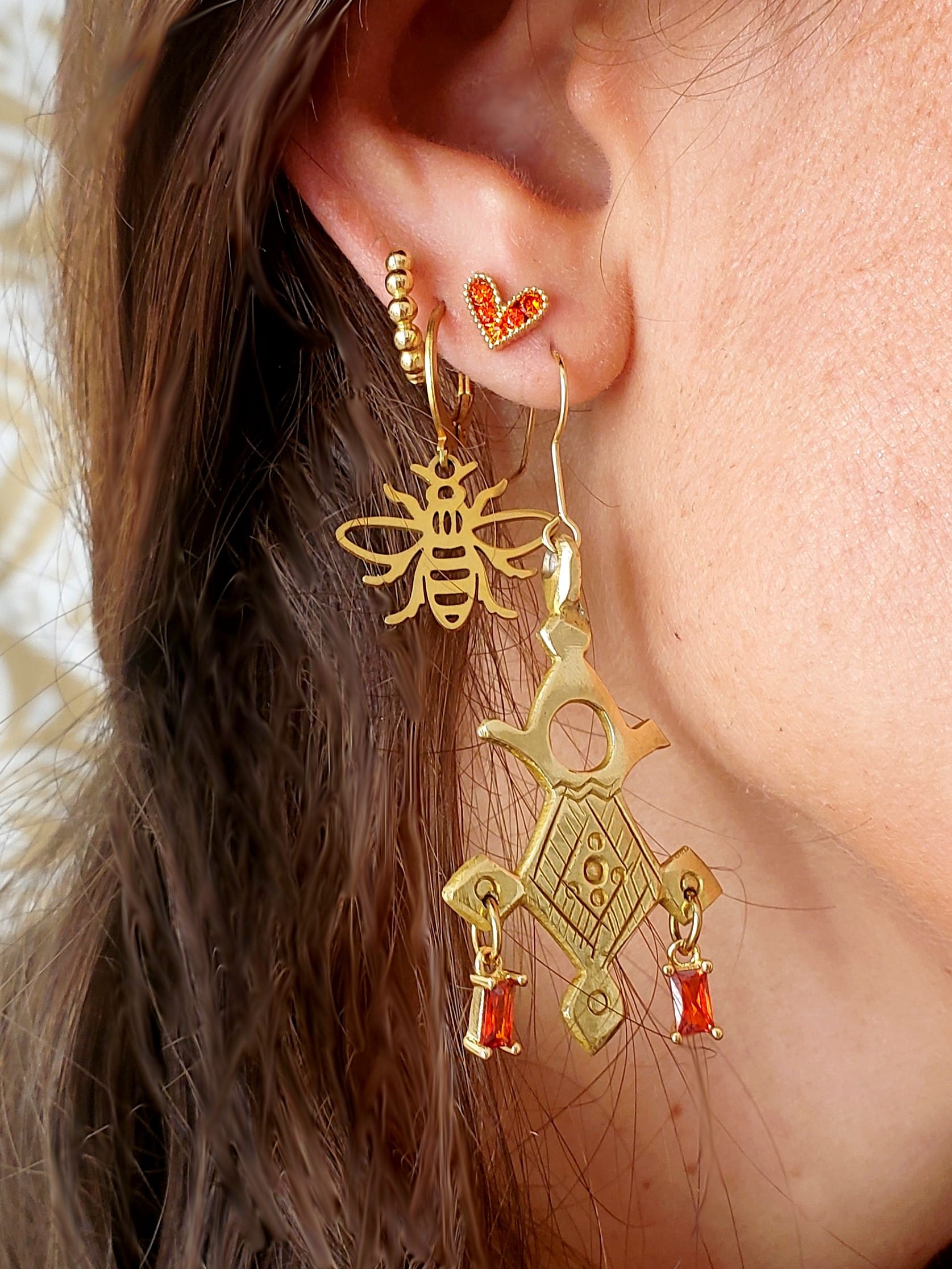 Boucles d'oreilles holistiques : allie style et énergie